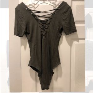 🌸BOGO🌸 Low cut body suit